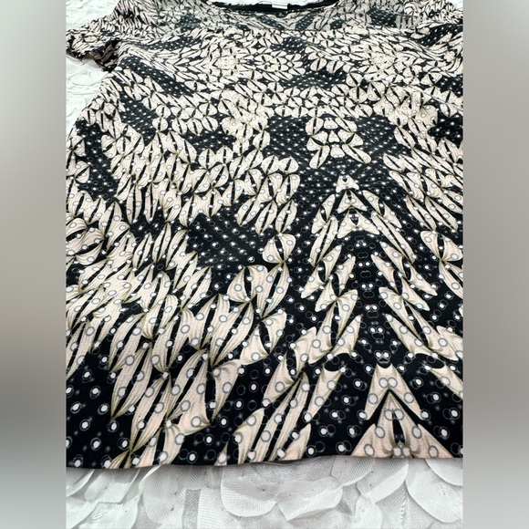 DVF Diane Von Furstenburg Angela Silk Top in Panther Lace Black Size 2 Blouse - Picture 5 of 11